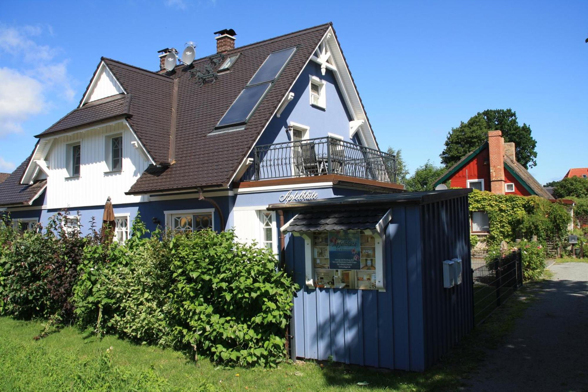 Ferienhaus Apfelbluete Zingst Luaran gambar